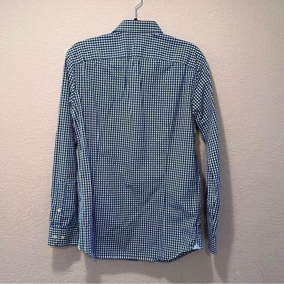 NWOT. Banana Republic Button Down Dress Shirt. Supima Cotton. Medium. - Picture 2 of 8